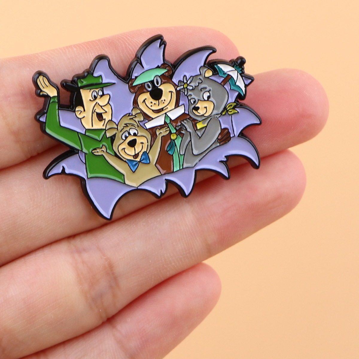 أحدث دبوس شارة معدنية ناعمة بت - مراجعة Lapel Pin Enamel وسعره